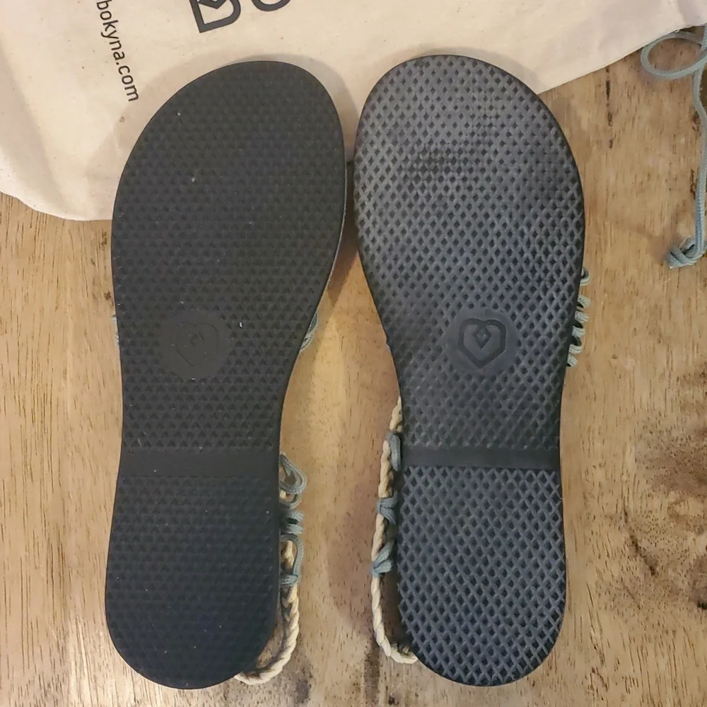 NIB BOKYNA Braided Vegan Sandals Size 39 Sage Ivory Womens